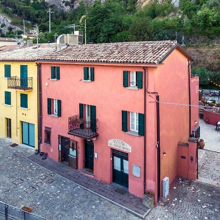 La Locanda Del Povero Diavolo Torriana Exterior foto